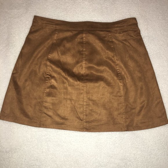 Zip-up Skirt - Picture 2 of 2